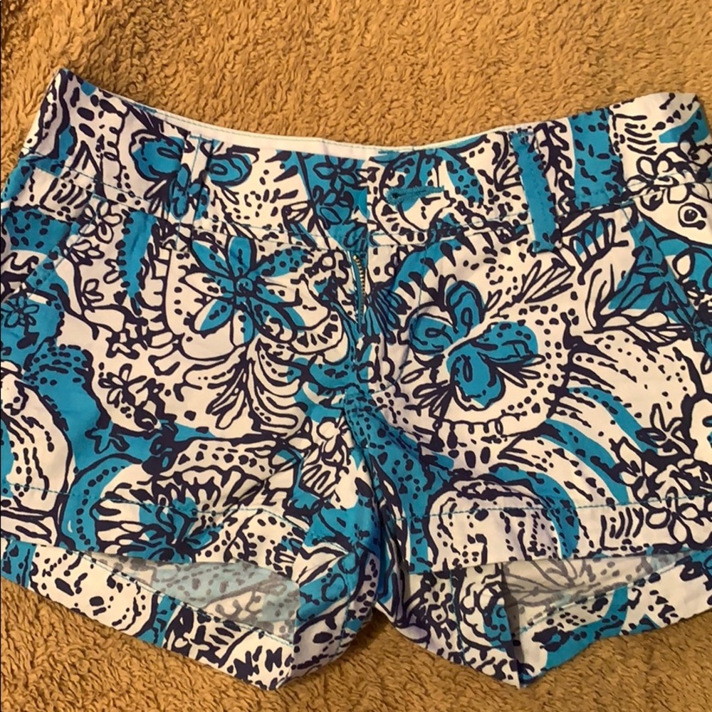 Lilly size 000 shorts